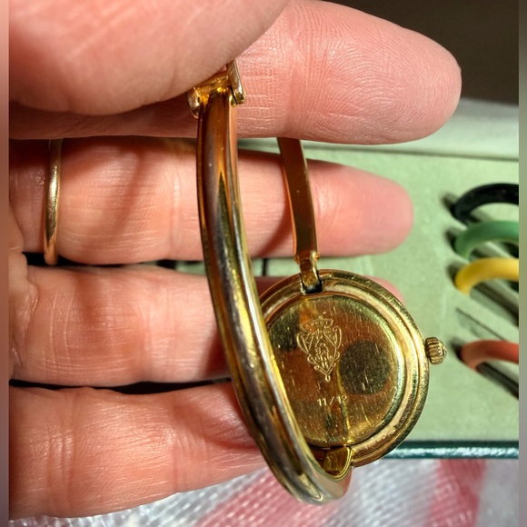 Gucci Gold Watch with Colorful Bezels - Picture 5 of 13